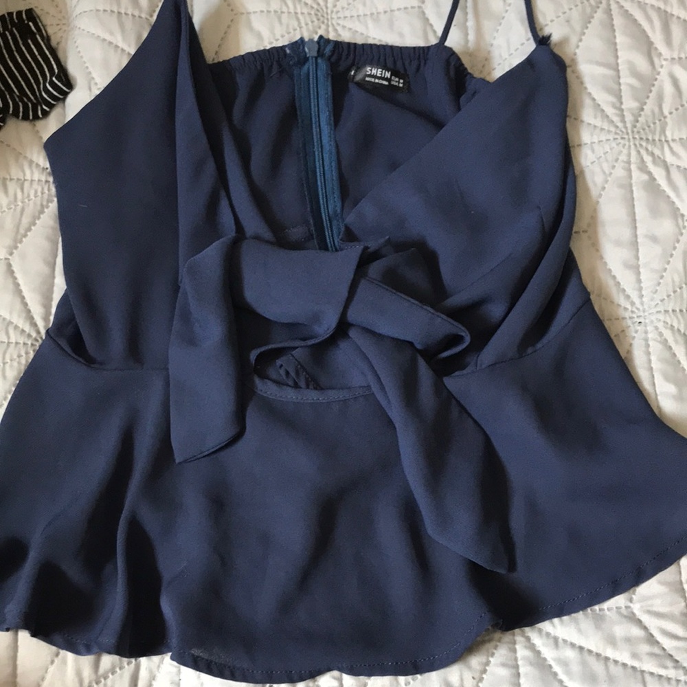 navy blue shein crop top